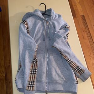 Medium Burberry hoodie